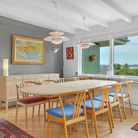 4 Bedroom Cozy In * Holbaek